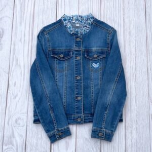 Veste 9 ans 2nde main customisée Poppy and Daisy santorin