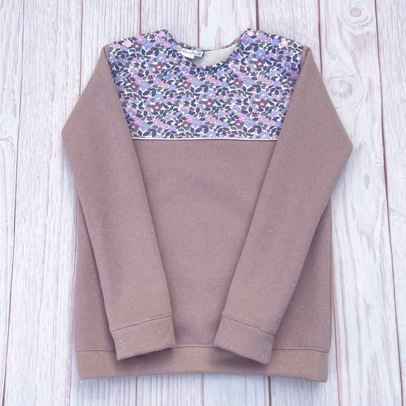 Sweat molleton rose pailleté et Liberty Betsy berry lilas – Image 5