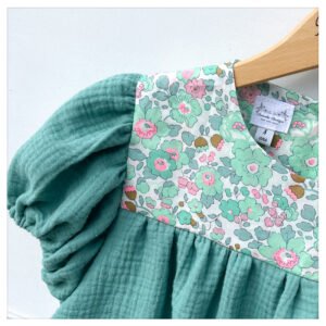 Blouse gaze de coton vert prairie et Liberty of London Betsy Seafoam