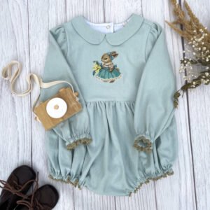 Barboteuse collection premium motif " Madame Lapin"