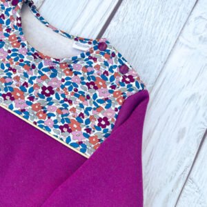 Sweat molleton magenta pailleté et Liberty Betsy berry églantier