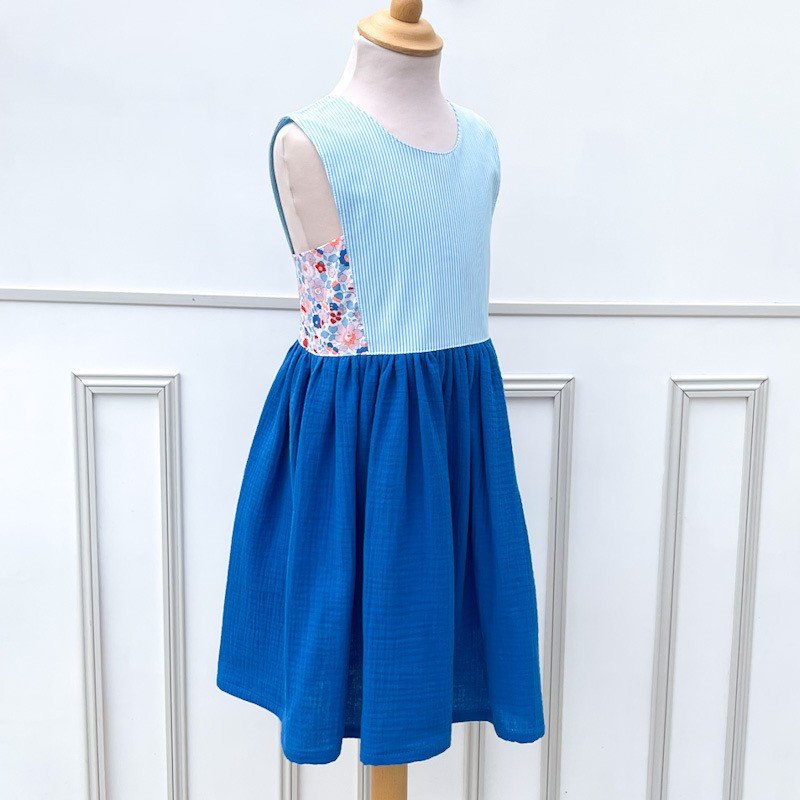 Robe Candice Liberty Betsy psicine et gaze de coton bleu électrique – Image 2