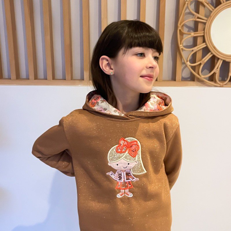 Sweat à capuche noisette pailleté et liberty Madeleine antique fluo