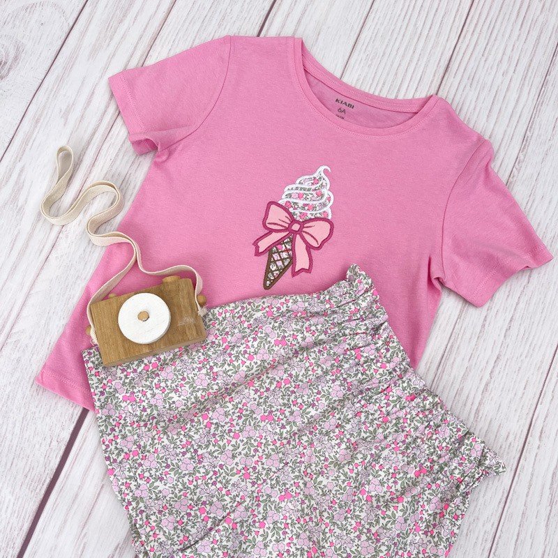 Ensemble short popeline fleurie fluo et tshirt brodé assorti 6 ans