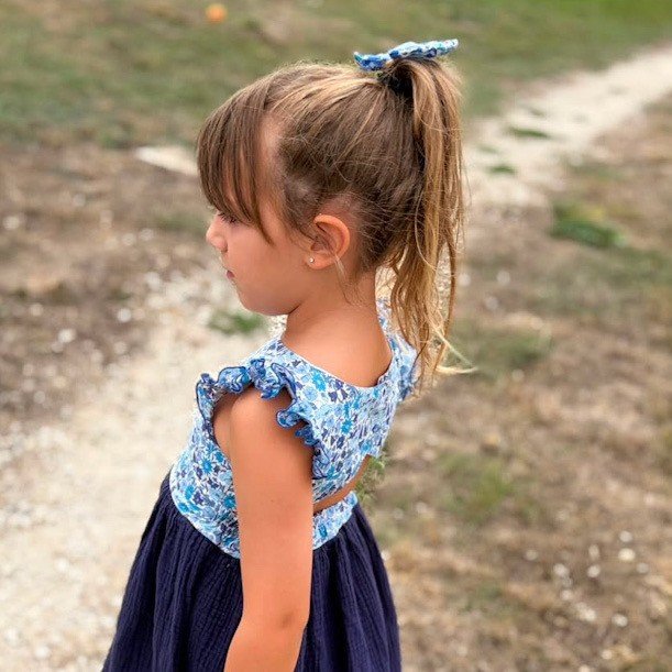 Robe Adèle liberty Poppy&Daisy santorin et gaze marine – Image 3