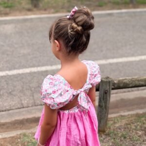 Robe Madeleine Betsy pétale irisé et gaze rose bonbon