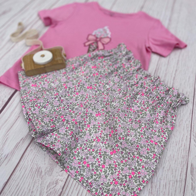 Ensemble short popeline fleurie fluo et tshirt brodé assorti 6 ans – Image 3