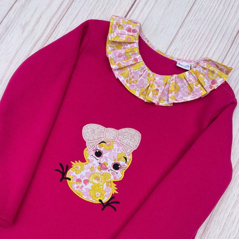 Robe brodée sweat fushia et Liberty Betsy strawberry lemonade – Image 2