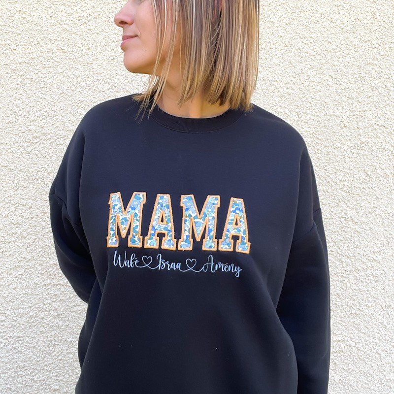 Sweat personnalisé MAMA Prénoms Betsy berry denim – Image 3